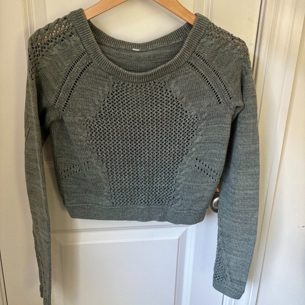 lululemon athletica green cropped knit sweater size 4